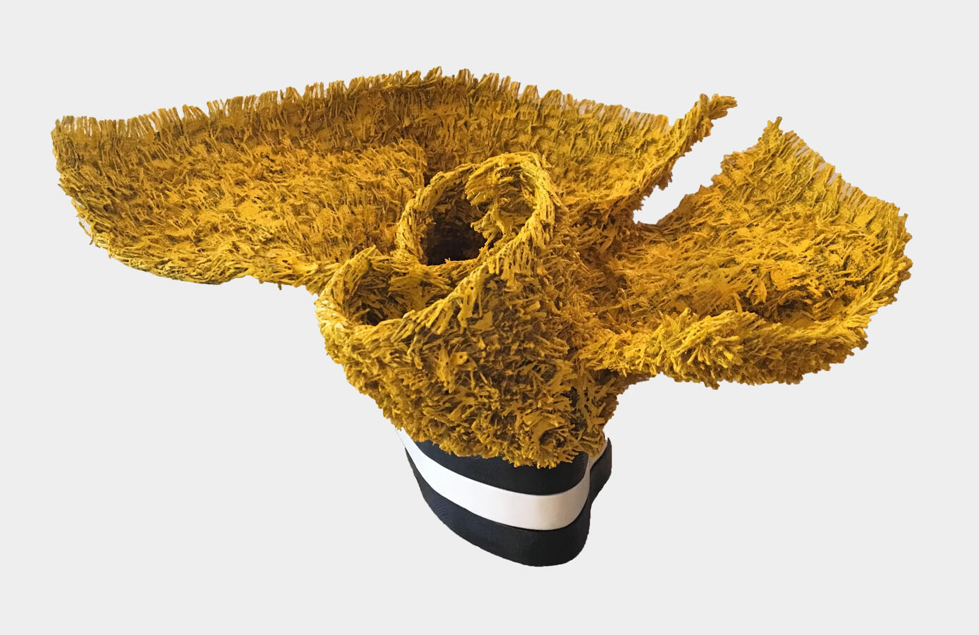 Solar Flair 17" W x 9" H x 15" D